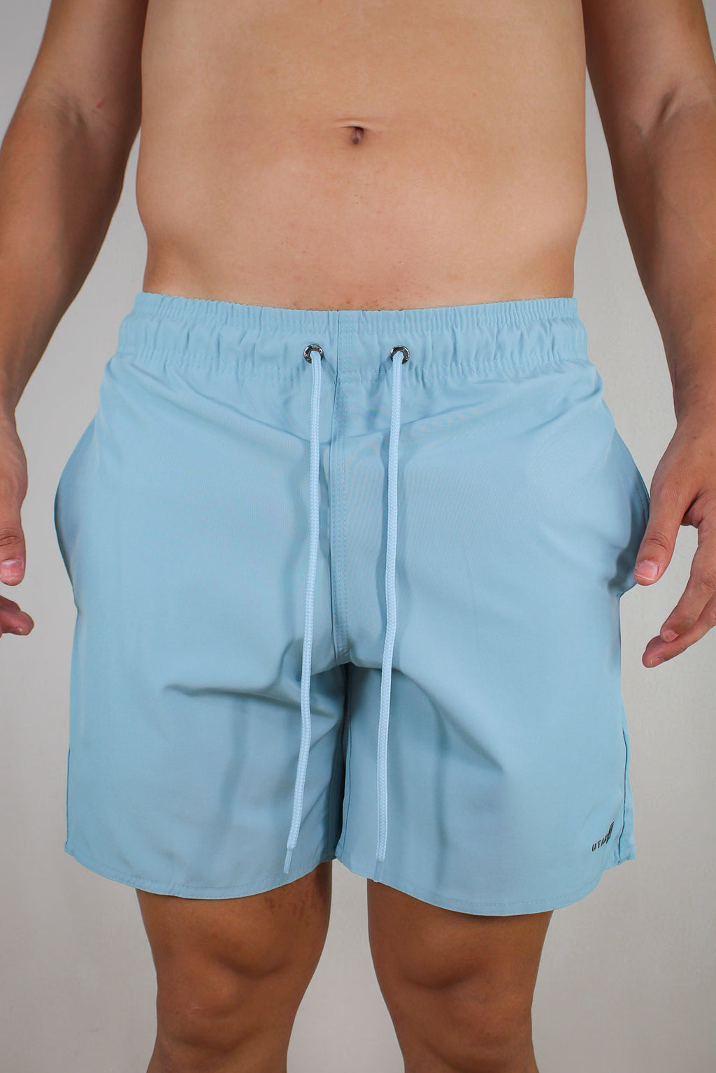 Short Elastano Azul Maya Resistente à Água Utan e Logo