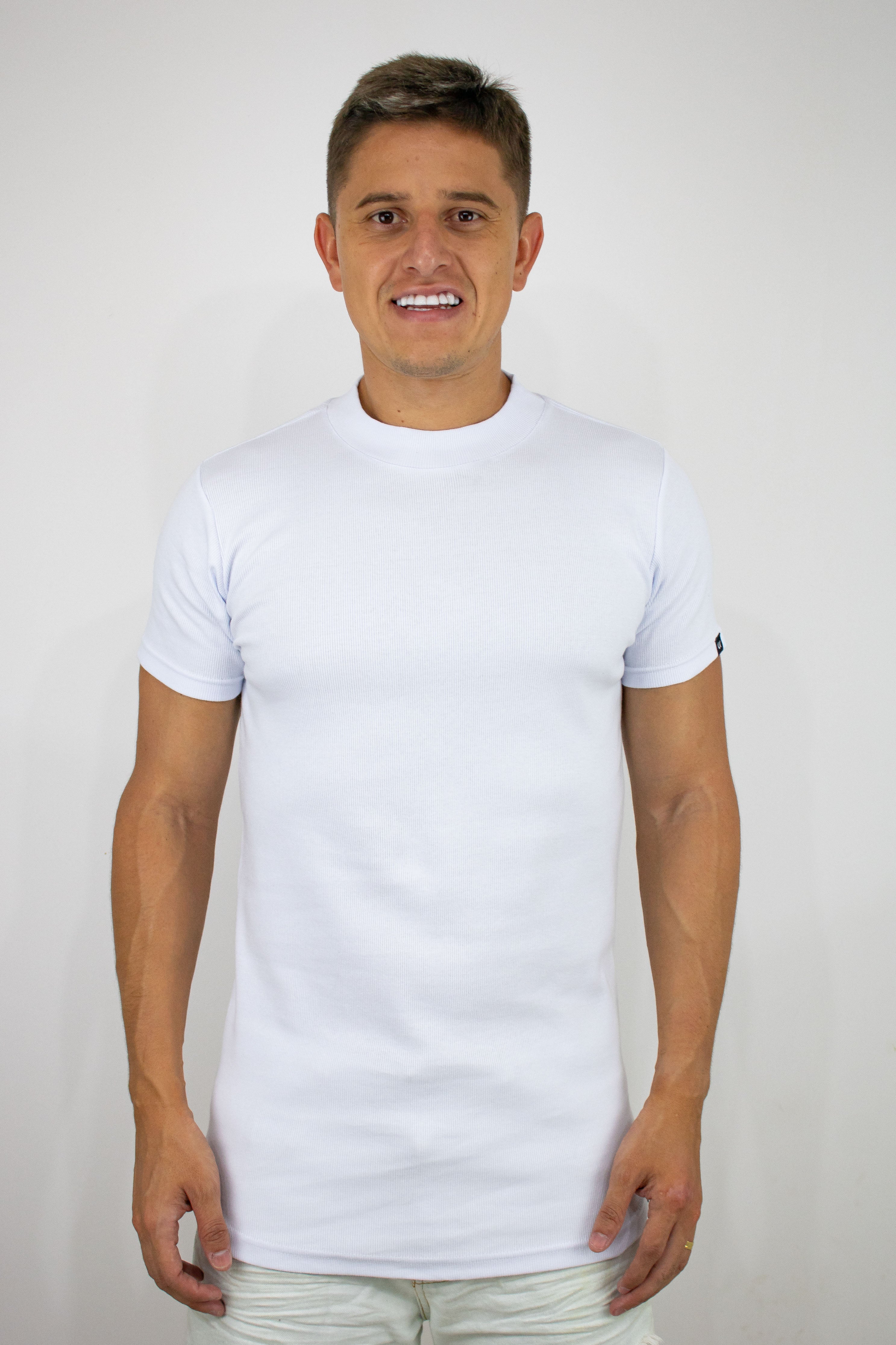 Camisa Canelada Classic Branca Básica e Minimalista